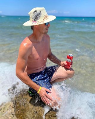 De-Sirky na cestách! ❤️ Máme tady další navštívenou destinací a to ZAKYNTHOS s našimi trenýrky. 🦀⚓️🏝️🏖️ #desirkynacestach...